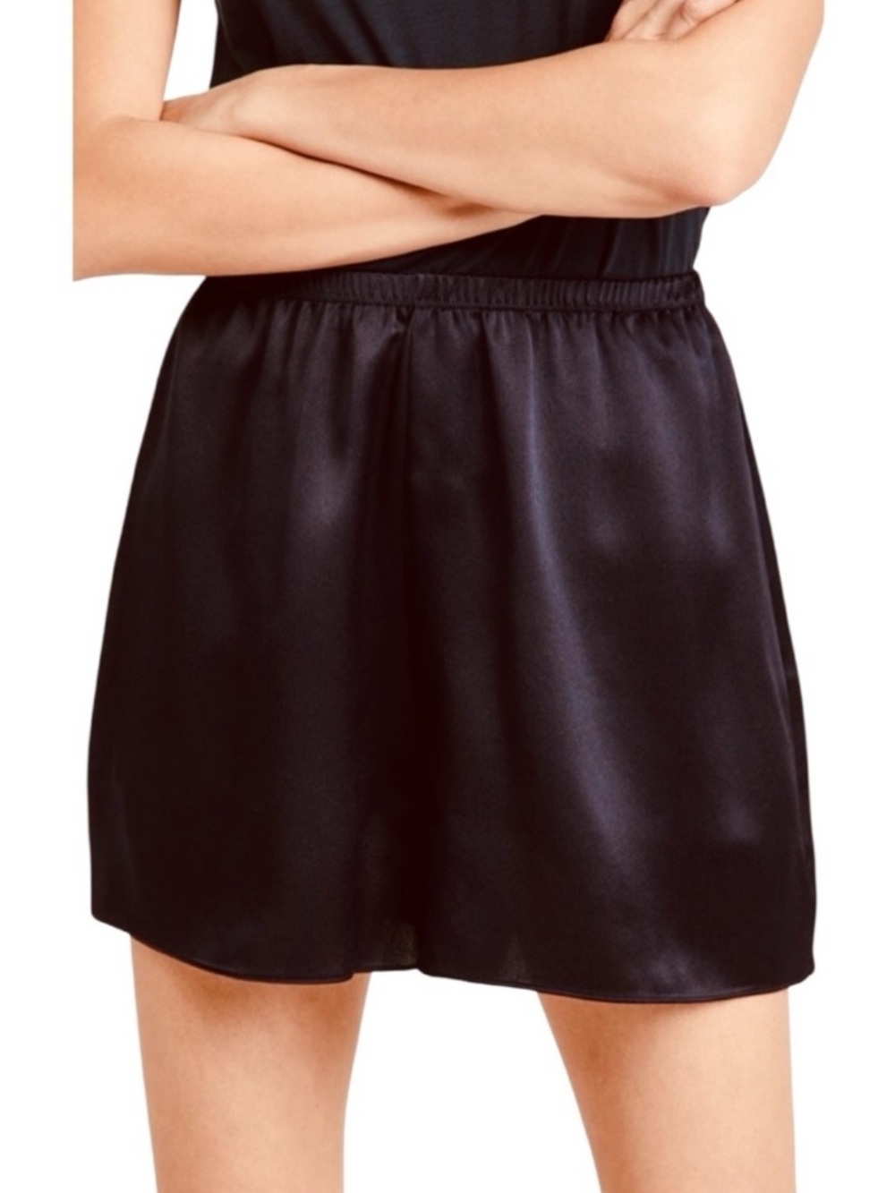 Vince Silk Women’s Black Pull on Loose Fit Shorts with Pockets